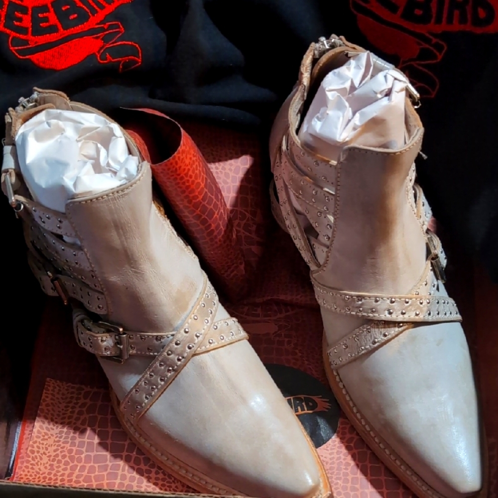 Freebird Wasp Style Beige Studded Buckle Boots
